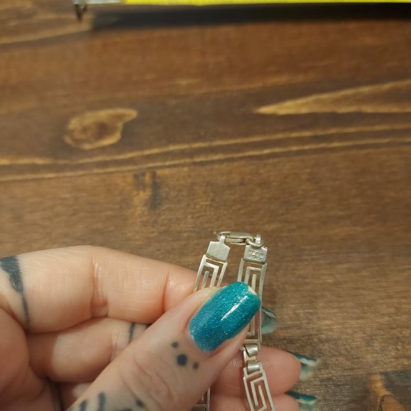 Mexican 925 Silver Greek Infinity Key Necklace - Picture 8 of 9